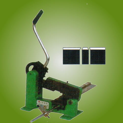 Blade notching machine